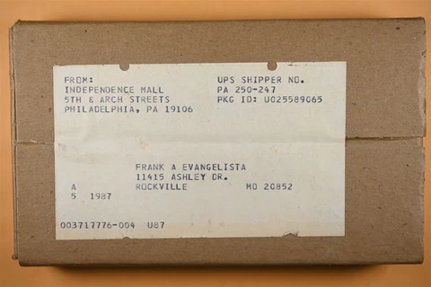 1987 P&D Unopened / Sealed Mint shipping box of (5) original Mint sets Cover