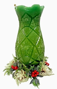 Vintage Hurricane Classic Green Carved Star Design Candle w/ Wreath Hong Kong - Picture 1 of 12