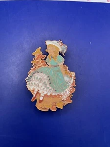 Alice In Wonderland Trippy Alice LE Pin 75/125 R-Britton Mushroom Lapel - Picture 1 of 5