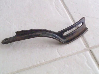 Soporte ajustador bomba smog Ford Econoline 1970-1975 D5UE-9B452-AA Foto 1 de 3