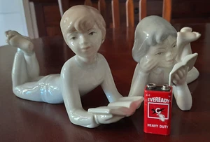 VINTAGE PORCELAIN FIGURINE GIRL and BOY READING a BOOK PORCEVAL SPAIN   #pp - Bild 1 von 6