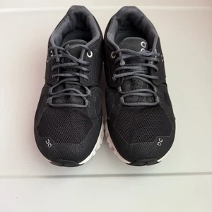 ON Running Cloud Athletic Running Light Sneakers in Black/White Women Size 6.5 - Picture 1 of 6