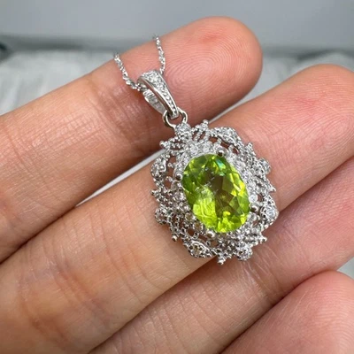 925 Sterling Silver Necklace 8x6mm Natural Peridot Gemstone Zircon Pendant Green - Image 1 of 4
