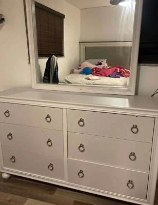 dressers for bedroom with mirror white - Image 1 of 4