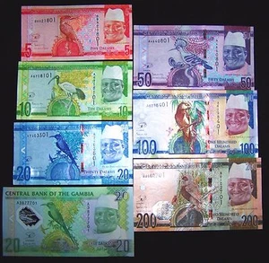 7 Gambia Banknotes: 5,10,20,20,50,100,200 Dalasis (2014/15 issue) UNC currency - Picture 1 of 2