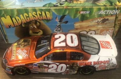 TONY STEWART 2005 MADAGASCAR/THE HOME DEPOT 1/24 ACCIÓN COLOR LÍQUIDO 1/600  Foto 1 de 4