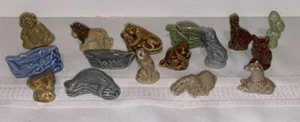 16 rote Rose Tee glasierte Keramik Wade Whimsy Figuren England Wade - Bild 1 von 13