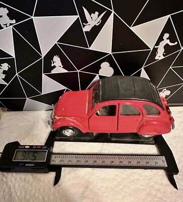 Polistil Citroen 2CV Red Cat Vintage  Foto 1 de 4