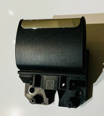 2018 - 2024 Lincoln Navigator LEFT INSIDE DOOR HANDLE OEM JL1B7822600BEW - Image 1 of 4