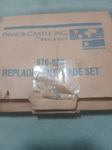 Nuevo 970-034 Prince Castle Juego de Cuchillas de Repuesto Genuino OEM PC970-034 - Imagen 1 de 2