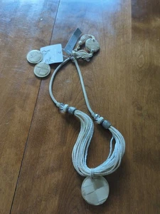Amiani Schmuckset: Halskette, Armband und Ohrringe beige/sandfarben Neu mit Etikett - Bild 1 von 12