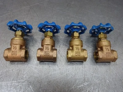 Lot of 4 1/2" 200 WOG Brass Gate Valve Threaded - Image 1 of 4