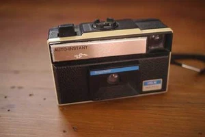 Vintage 60s 70s Keystone 115x Auto Instant Point & Shoot 126 Plastic Film Camera - Picture 1 of 6