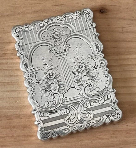 A Victorian sterling silver card case, Birmingham from 19th by Yapp and Woodward Cover
