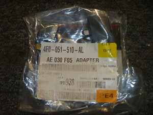 2010-2018 Audi A5 Q5 S5 S8 iphone Lightning Cable Adapter 4F0-051-510-AL OEM New - Picture 1 of 1