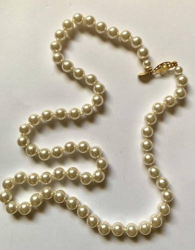 OFF WHITE Collana Joan Rivers perle annodate a mano bianco sporco panna lunghezza totale 24”