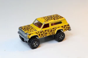 Vintage Majorette Jeep Cherokee Safari 4x4 1996 Yellow 1:64 Diecast Toy - Picture 1 of 15