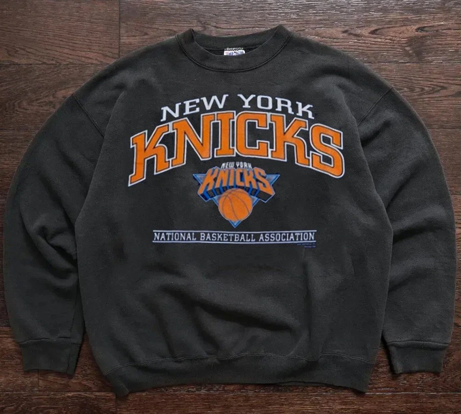 Vtg New York Knicks basketball national black color crewneck sweatshirt VK05304 - Image 1 of 1
