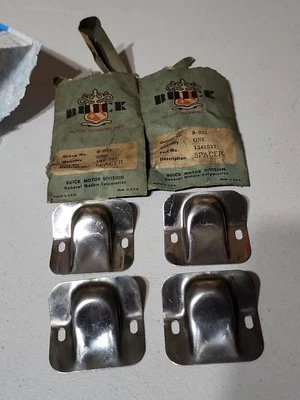 1950-1952 Buick NOS Hood Spacers Super Roadmaster Riviera Special GM 1341537 X4 - Image 1 of 4