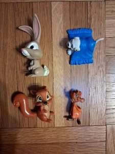 Disney Tiere 4-teiliges Set - 101 Dalmatiner, Aschenputtel, Bambi, Dornröschen - Bild 1 von 9