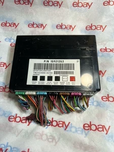 06-12 GM Body Control Module 15921353 OEM - Picture 1 of 1