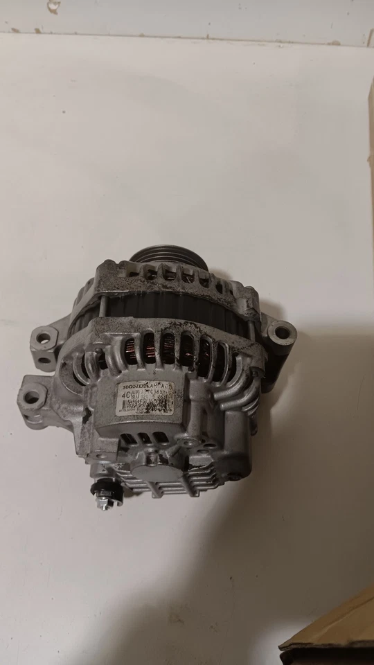 Genuine OEM Alternator For 2003-2007 Honda Accord 2.4L 2007-2011 Honda CR-V 2.4L - Image 1 of 4