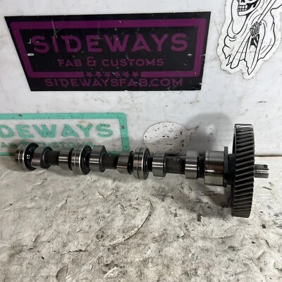 Árbol de levas del motor diésel Yanmar 3TNV74F 3TNV76 Foto 1 de 4