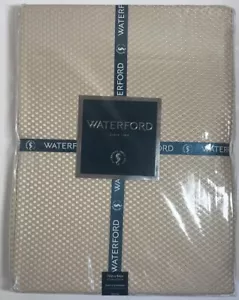Waterford Crosshaven Pearl Tablecloth Textured Gold 70 x 84” Seats 6-8 New - Picture 1 of 5