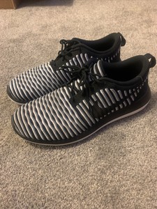 roshe sneakers womens