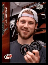 2015 Upper Deck Elias Lindholm 34  Carolina Hurricanes