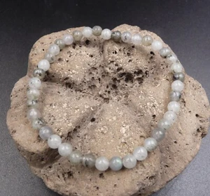 Bracelet en Labradorite du Canada - Protection, méditation et apaisement - 4 mm - Foto 1 di 3