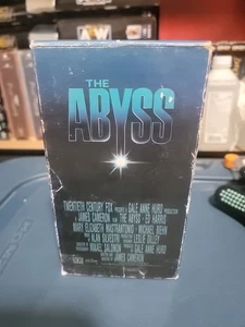 The Abyss VHS 1990 Classic Sci-fi VHS 80's 1989 Movie James Cameron Fox Video - Picture 1 of 3