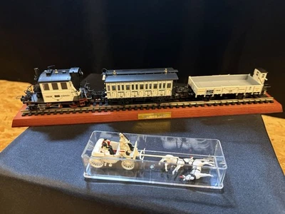 Trix Express Hochzeit Zug Glaskasten  31321   - Bild 1 von 3