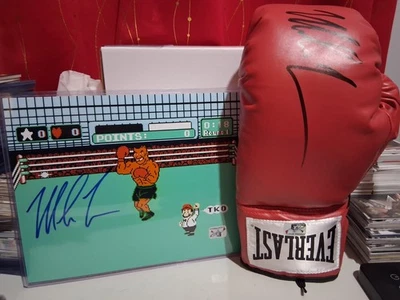 Guante de Boxeo Mike Tyson Autografiado Mano Izquierda Tamaño Completo y 8x10 Punch Out Automático Foto 1 de 4