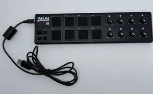AKAI Professional LPD8 Portable USB Midi Laptop Pad Controller | A2 - Picture 1 of 10