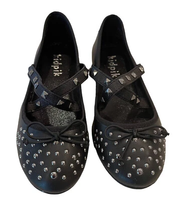 NUEVO Kidpix Niñas Ballet Pisos Talla 2 Ballet Grasas Negro Plata Tachuelas Correas Arco Foto 1 de 4