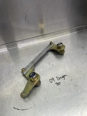 09 Polaris OEM Timbre de dirección Eslabón de manivela Dragon IQ 550 600 800 RMK 600 700 800 Foto 1 de 4