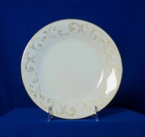 Plato de ensalada Noritake Duetto redondo 6610 rollos de oro blanco en relieve Japón - Imagen 1 de 5