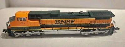 Kato N Scale Diesel Locomotive BNSF #1005 Custom  - Image 1 of 4