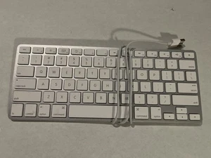 mac macintosh apple mini keyboard wired usb excellent condition - Picture 1 of 1