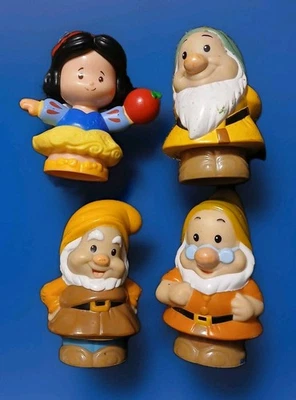 Fisher Price Little People Snow White And 3 Dwarfs - image 1 of 4