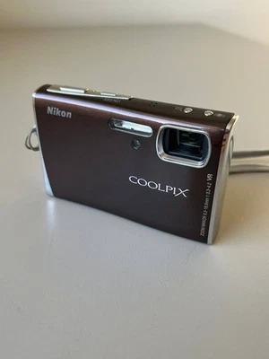 Nikon Coolpix S50 Brown 7.2MP 3x Zoom Compact Digital y2k Camera WORKS READ - Image 1 of 4