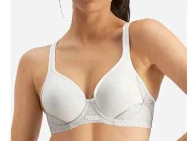 NEW BERLEI 'Electrify' Contour Med Impact Sports BRA SZ 32 C White #YYPV $45 NWT - Image 1 of 4