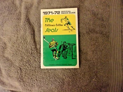 1971-72 CALIFORNIA GOLDEN SEALS MEDIA GUIDE Yearbook 1972 CHARLIE FINLEY Program - Image 1 of 4