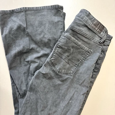 Pantalones de pana acampanados de tiro medio gris American Eagle para mujer talla 4 regular - 28" Foto 1 de 4