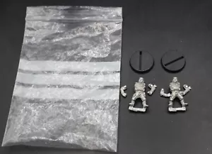 Warhammer 40K Imperial Guard Rogue Trader RT504 Human Bombs x2 RARE Metal - Picture 1 of 4
