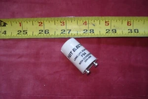 (1251.) Fluorescent Lamp Starters FS-4 - Picture 1 of 1