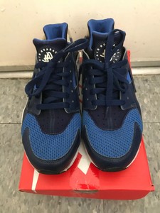 blue and white huaraches mens