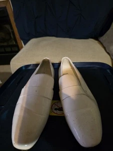 Amali Knight White Shoes - Picture 1 of 5