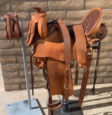 Lote de 16 Tucker High Plains Saddle Horn espalda alta Tucker Pad Western Horse Tack Foto 1 de 4